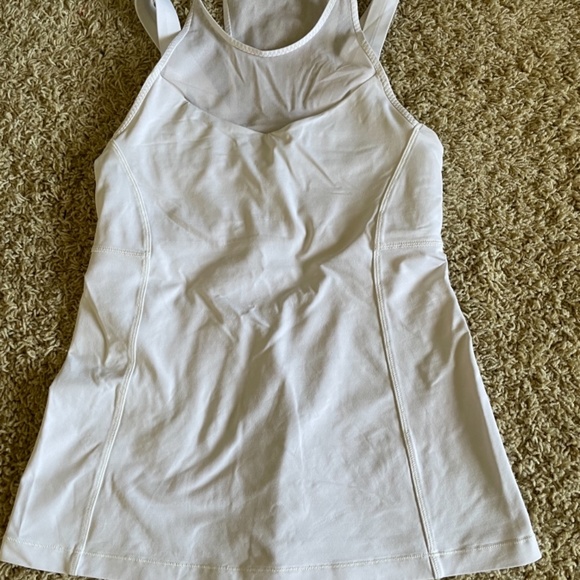 Lululemon Running in the City Mesh Tank size 6 - Picture 3 of 3